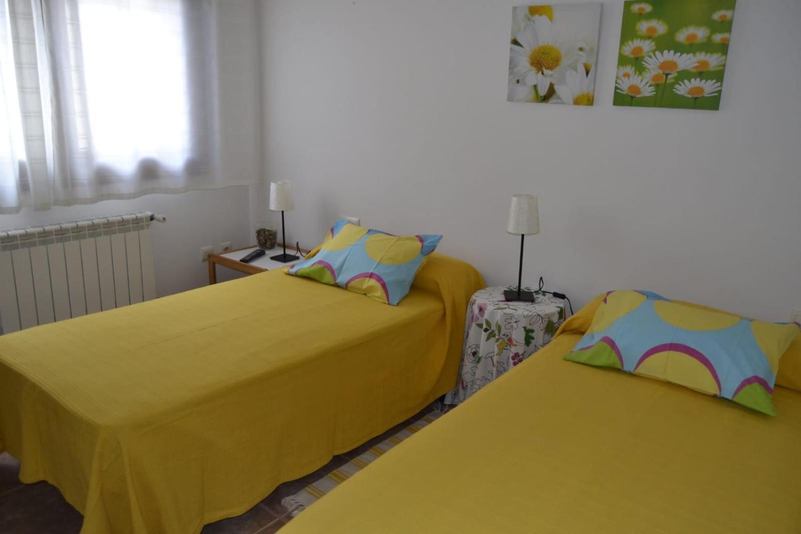 Rooms Peregrinos B Casa Alicia Rosal Esterno foto