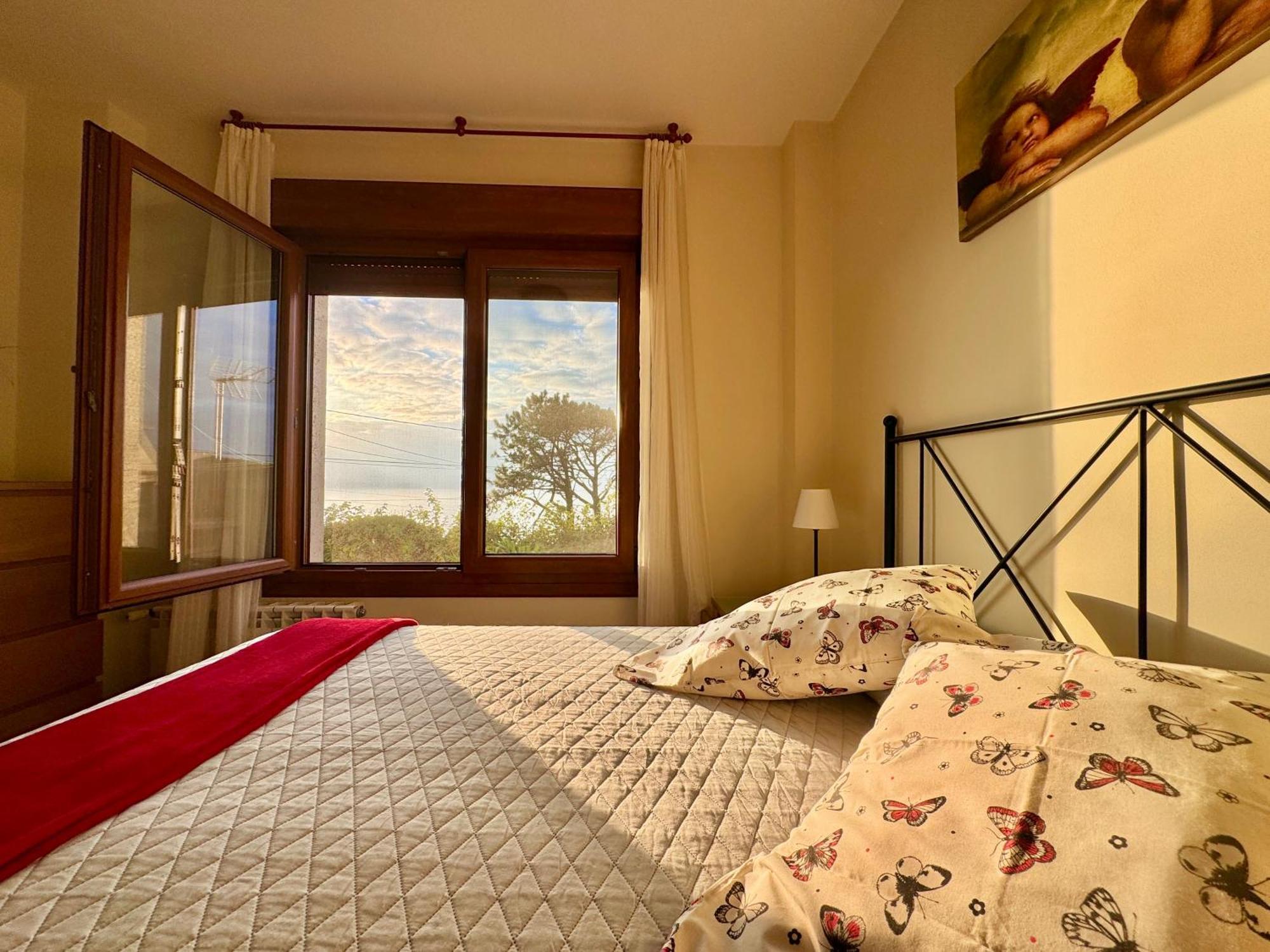 Rooms Peregrinos B Casa Alicia Rosal Esterno foto